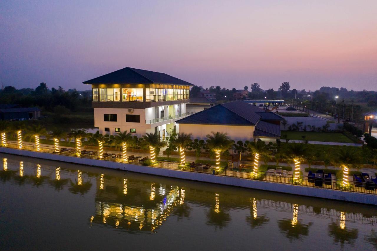 Lumbini Palace Resort Exterior photo