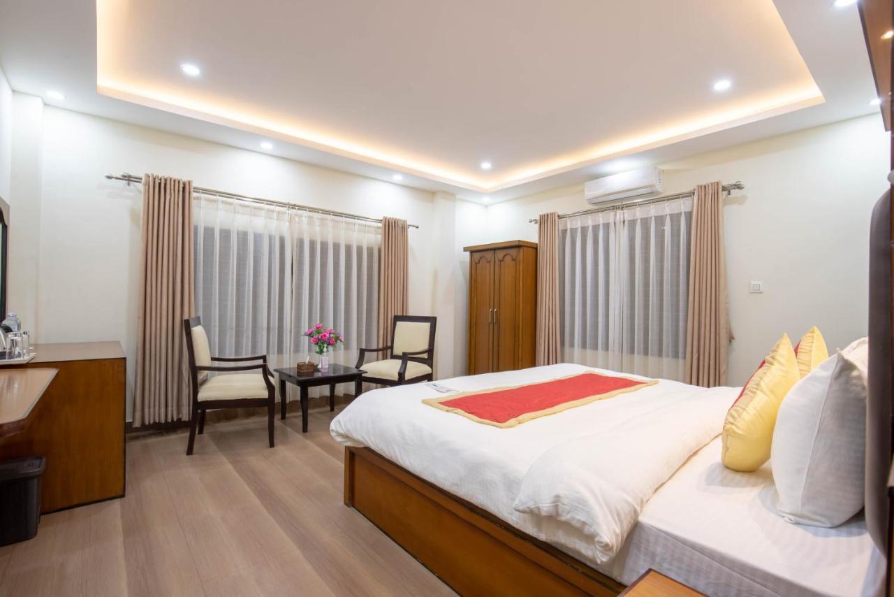 Lumbini Palace Resort Exterior photo