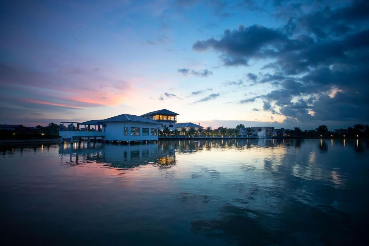 Lumbini Palace Resort Exterior photo