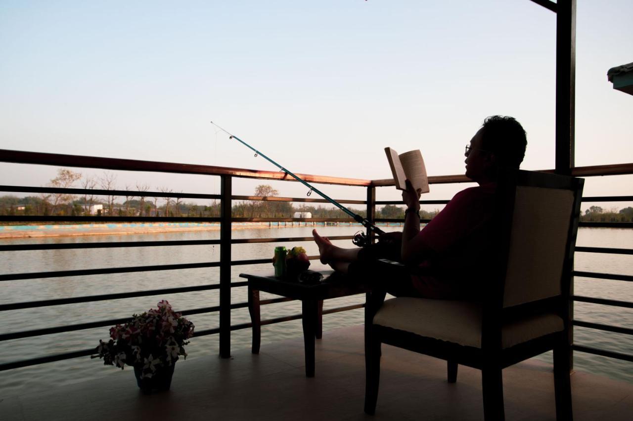 Lumbini Palace Resort Exterior photo