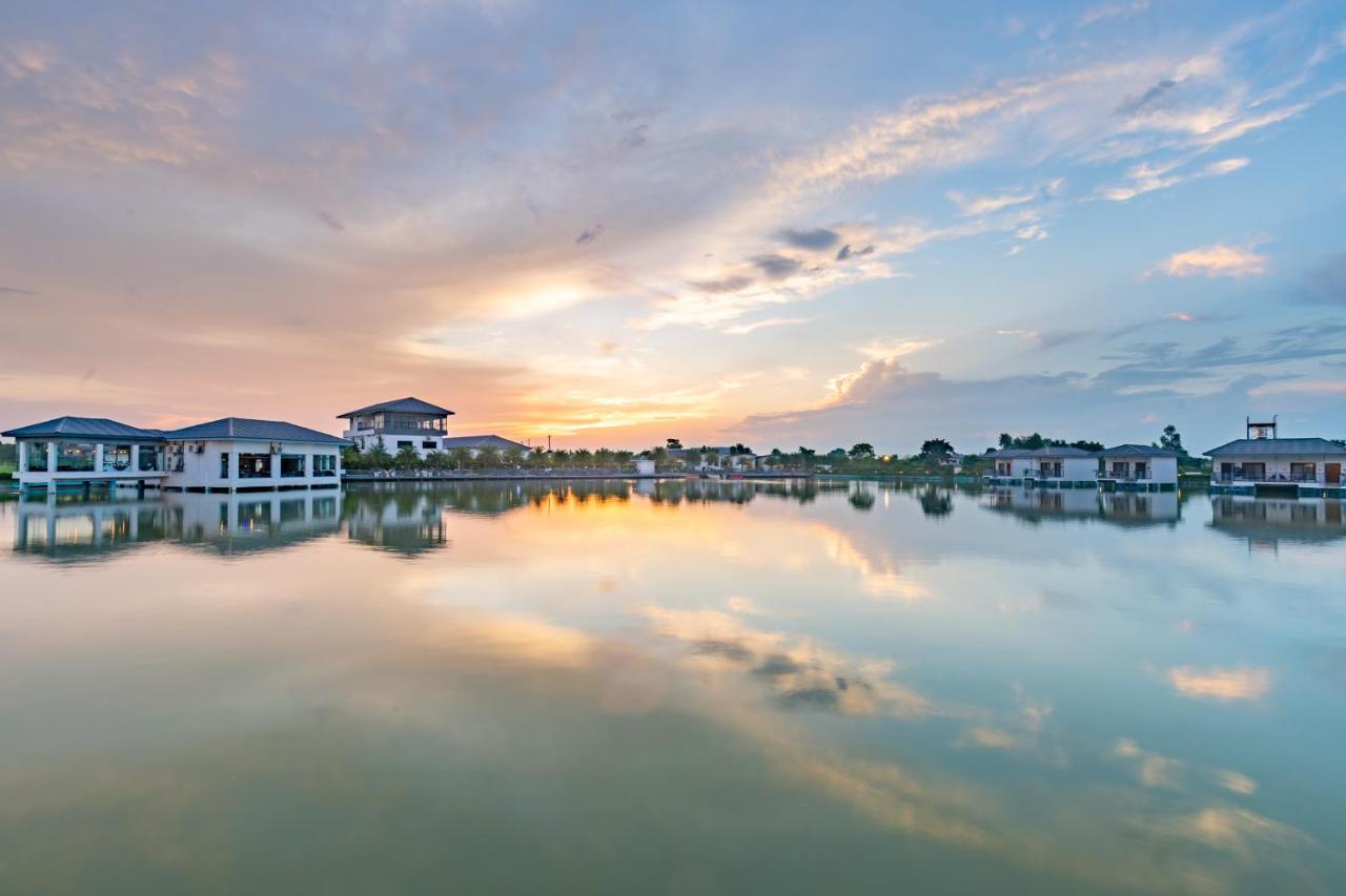 Lumbini Palace Resort Exterior photo